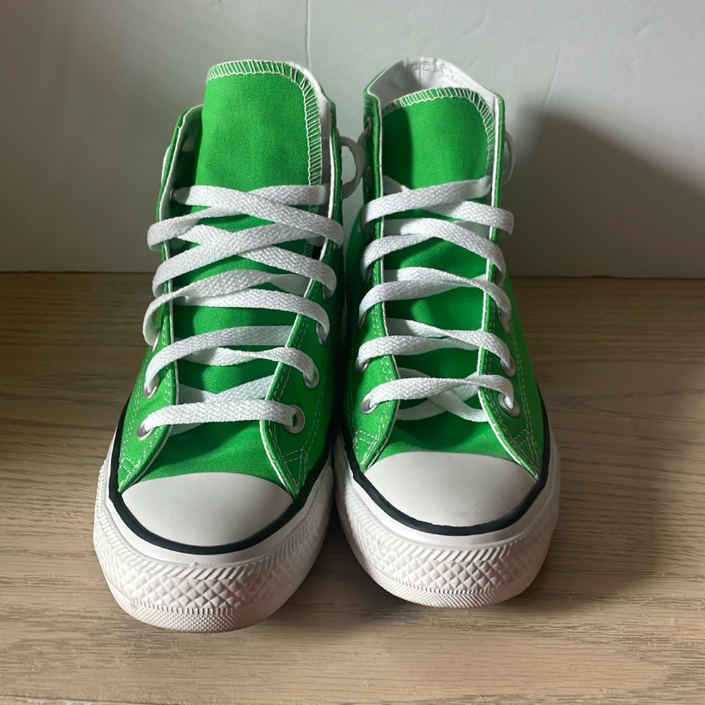 Bright green high top chuck taylor all star converse